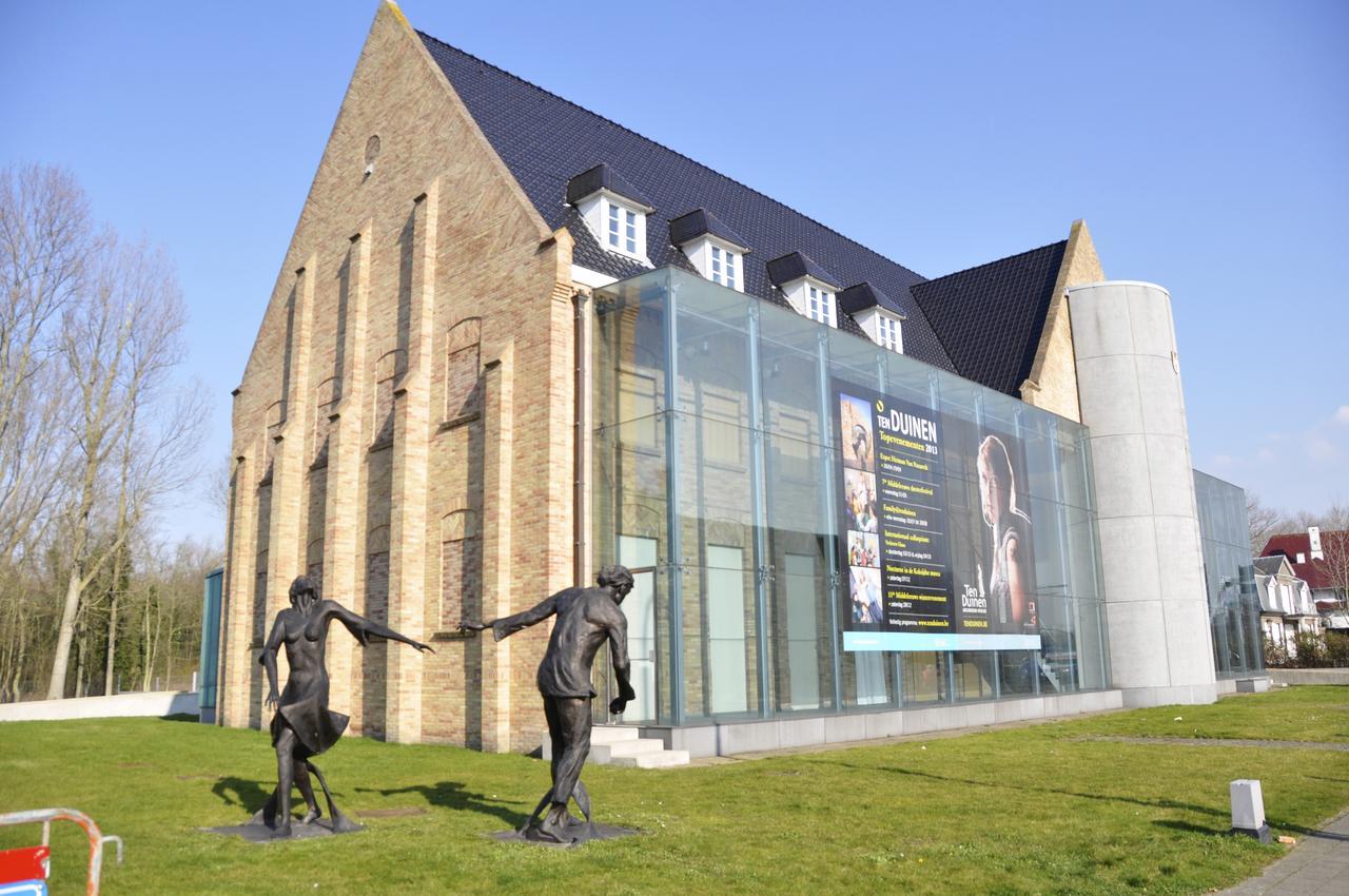 White Princess Koksijde Kültér fotó